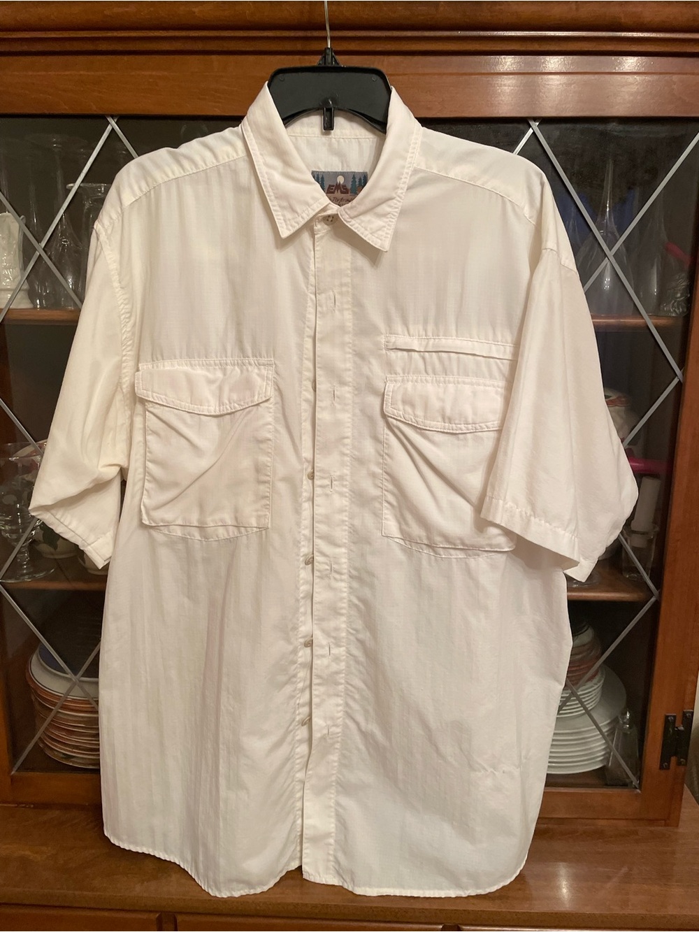 Eastern Mountain Sports Large White Button Up Outdoors Shirt with Vent